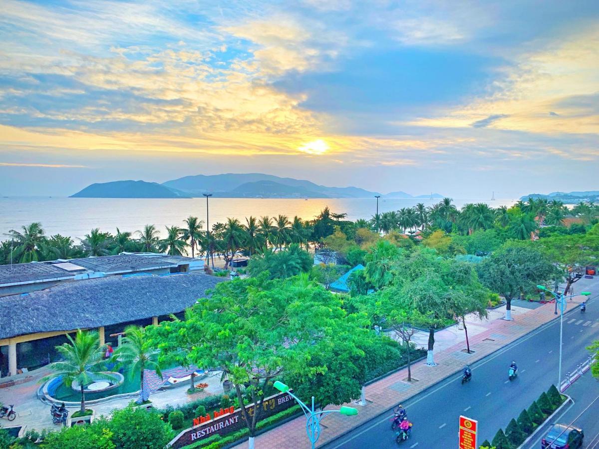 Anh Minh - Manchester Hotel Nha Trang Zewnętrze zdjęcie